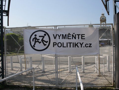 2010-05-25 VYMĚŇTE POLITIKY.CZ