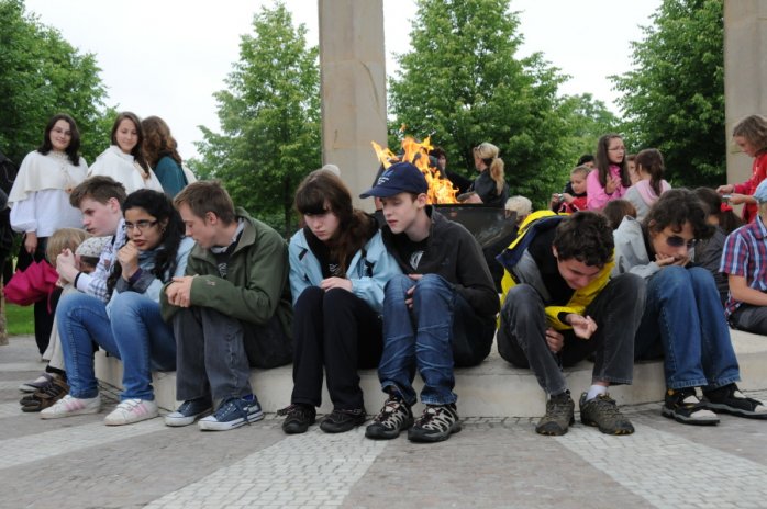 2012-06-10 Světlo za Lidice