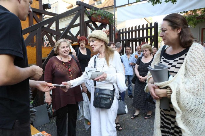 2013-06-19 Touha jménem Einodis - PREMIÉRA